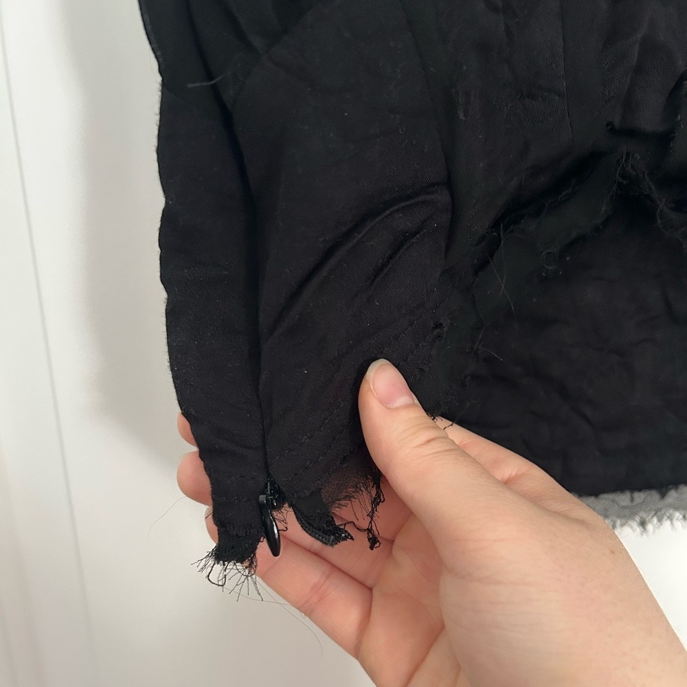 Urban Outfitters Black Crop Top - Picture 4 of 4
